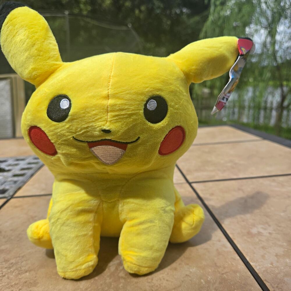 RARE Pokémon Pikachu 9" Plush WCT Wicked Cool Toys TAG ERROR Misprint 18" New